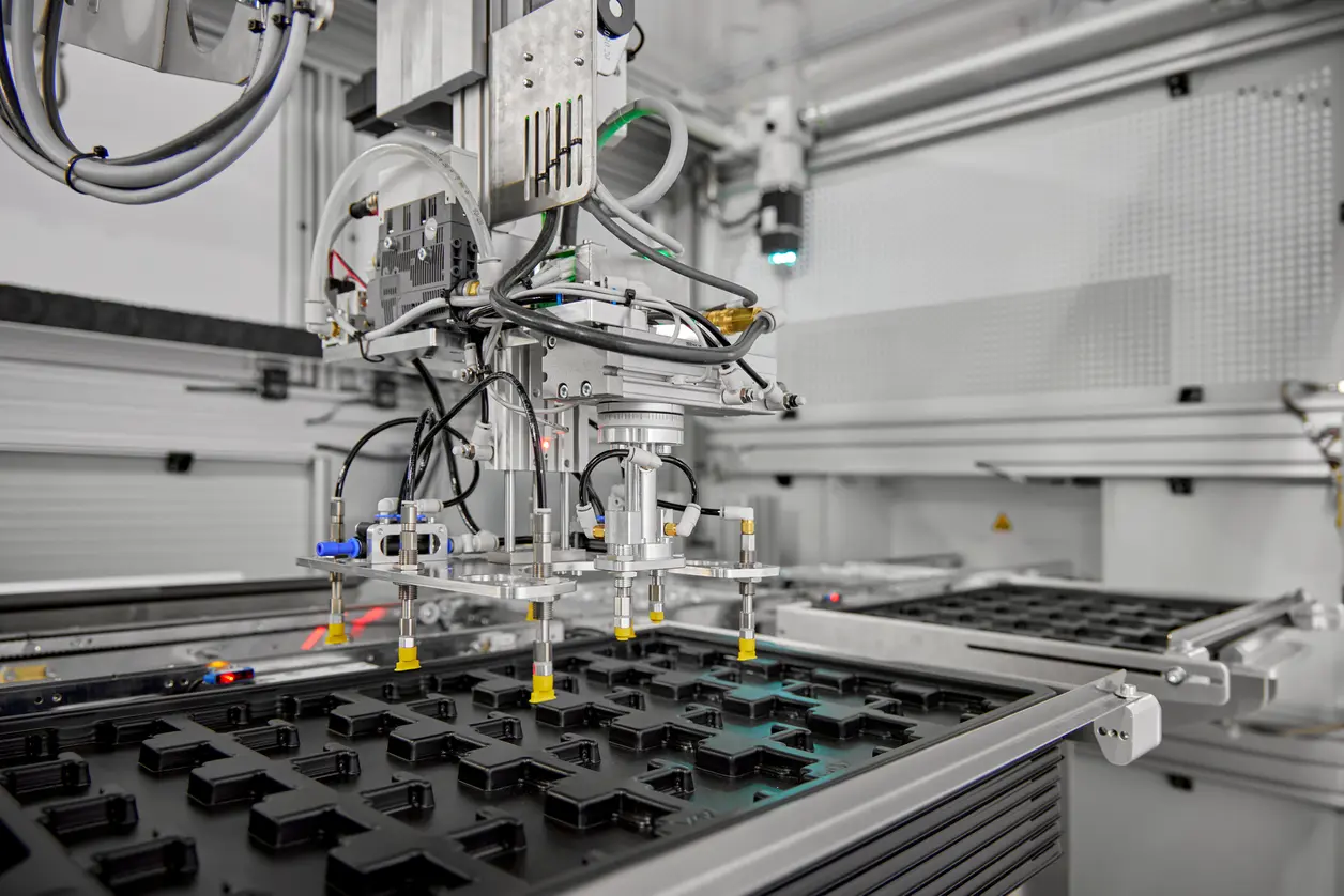 Sistema di presa LPKF LoadingMaster per la movimentazione automatica dei PCB